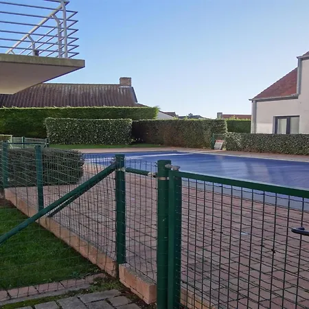 Apartment In Nieuwpoort With Sea Views Lägenhet