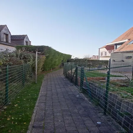 Apartment In Nieuwpoort With Sea Views