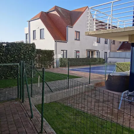 Apartment In Nieuwpoort With Sea Views 아파트 *